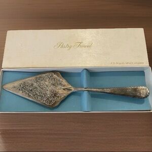 Vintage F.B. Rogers Silver Company Pastry Trowel - Model #D-13